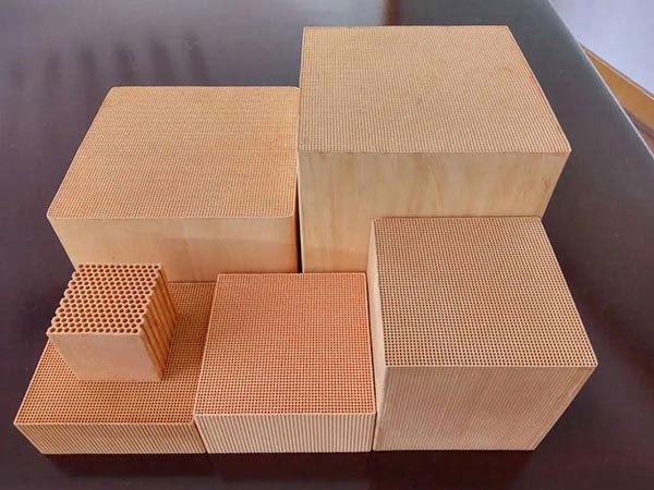 催化劑在RCO催化燃燒設備里面有什么作用？