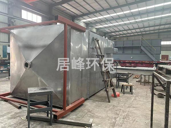 湖南某新能源公司瀝青廢氣和廢水處理設備發貨了